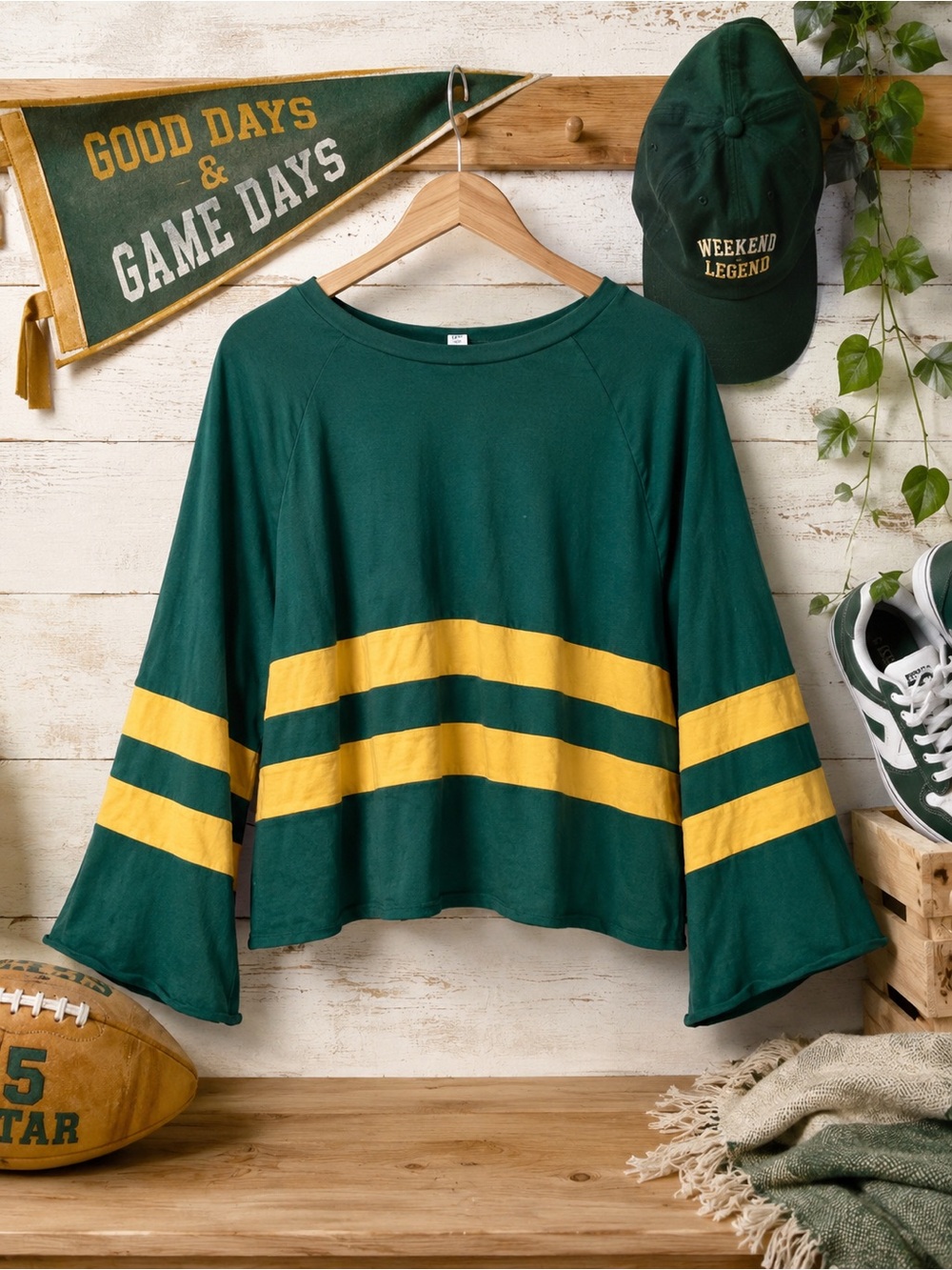 BP Women’s XL Green & Golden Yellow Striped Bell Sleeve Top 💚💛